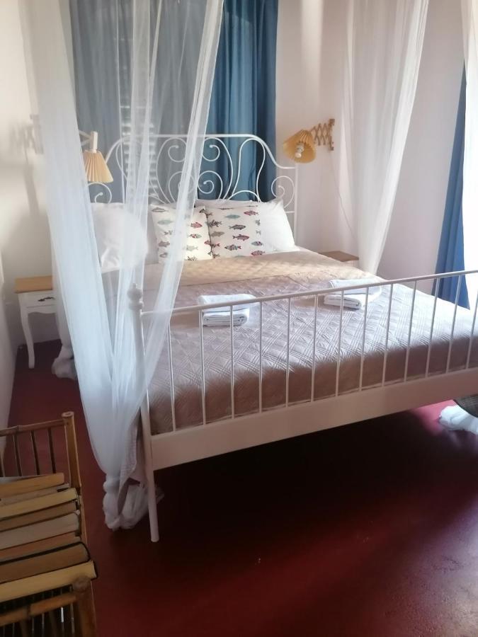 Two-Bedroom Apartment With Sea View,Big Terrase And Garden Стари Град Екстериор снимка