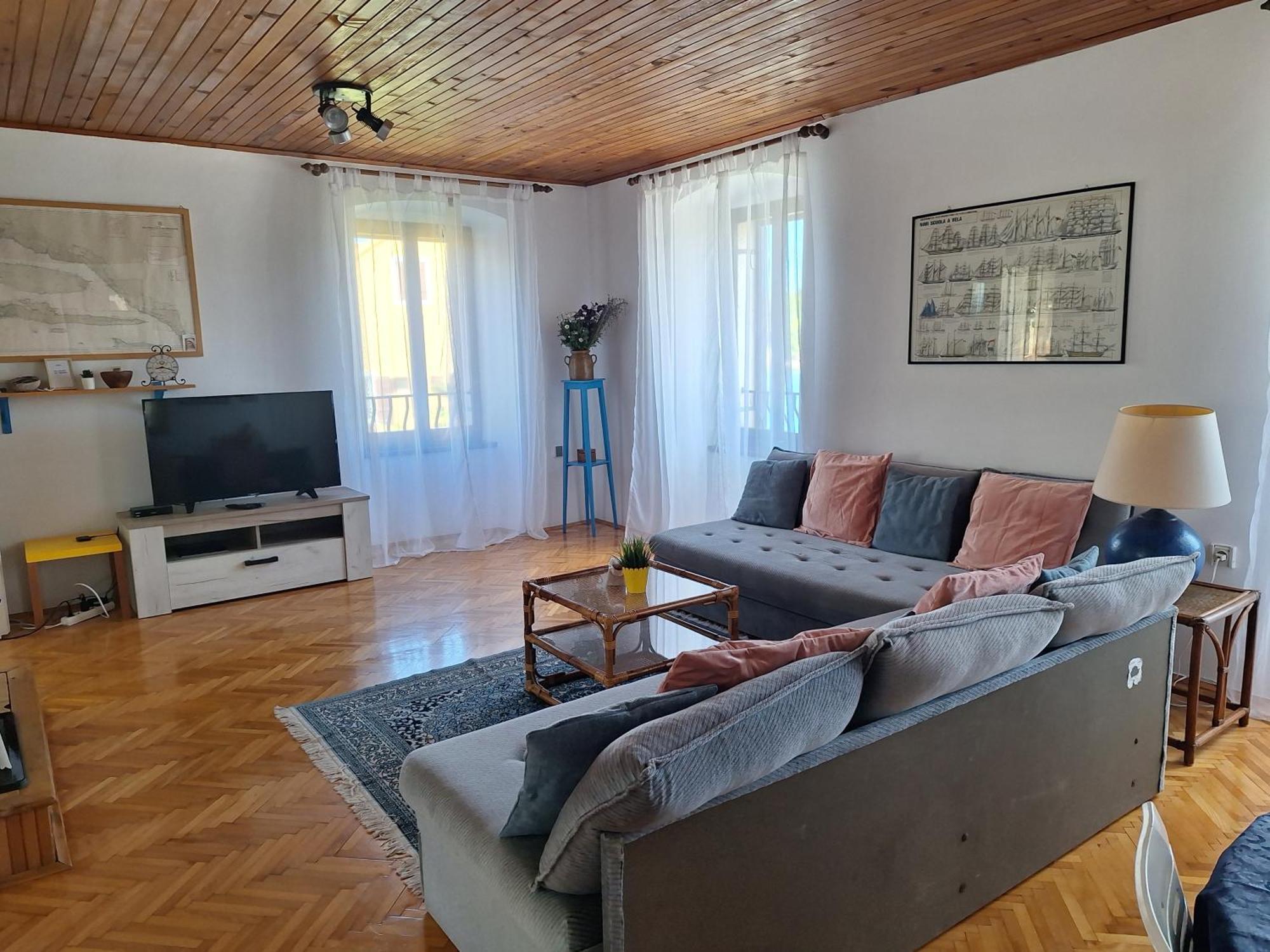 Two-Bedroom Apartment With Sea View,Big Terrase And Garden Стари Град Екстериор снимка