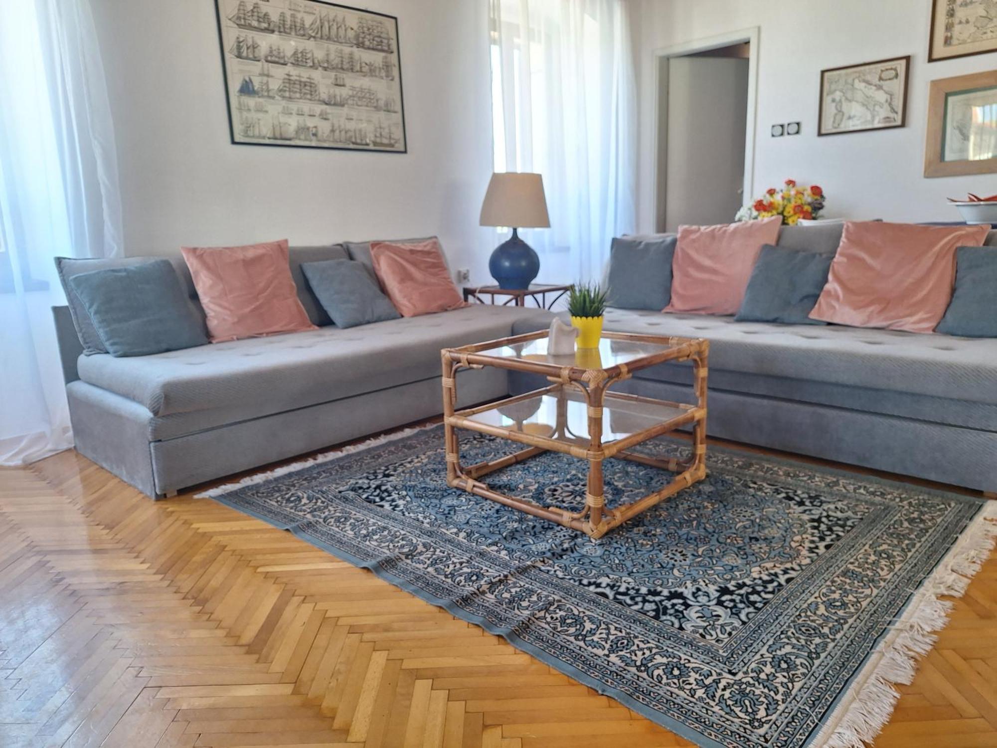 Two-Bedroom Apartment With Sea View,Big Terrase And Garden Стари Град Екстериор снимка